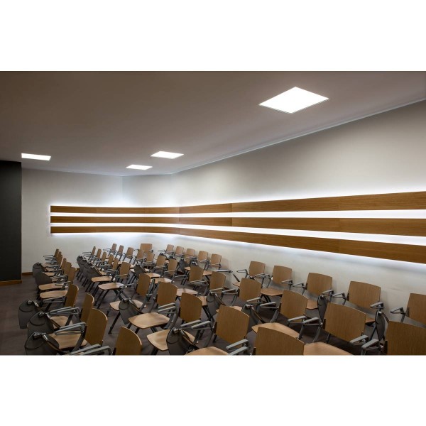 LED PANEL 620x620 Indoor LED Deckeneinbauleuchte weiß 4000K UGR<(><<)>19